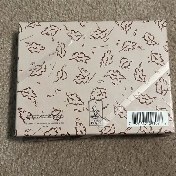 Vintage Classic Winnie the Pooh Diary - Picture 2 of 2